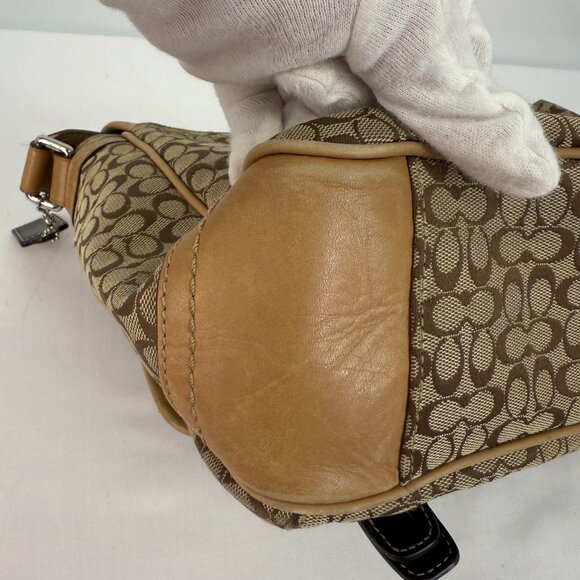 Coach F70283 Signature Messenger Camel - Picture 14 of 15